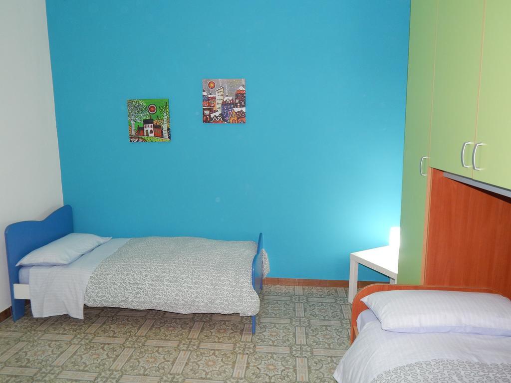 Apartamento Casa Vacanze Karol Trappeto  Habitación foto